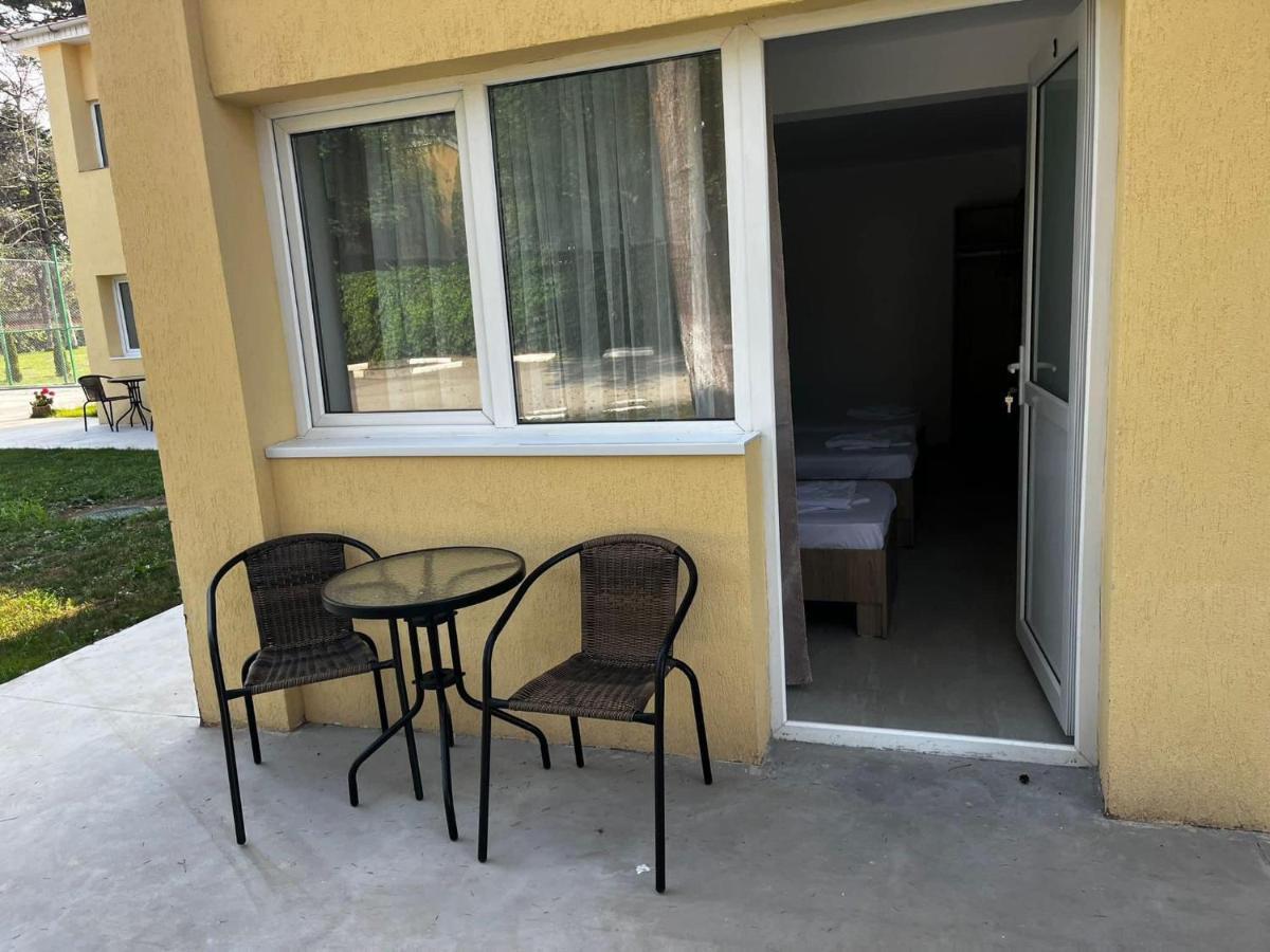 Complex Marea Neagra אפורי נורד